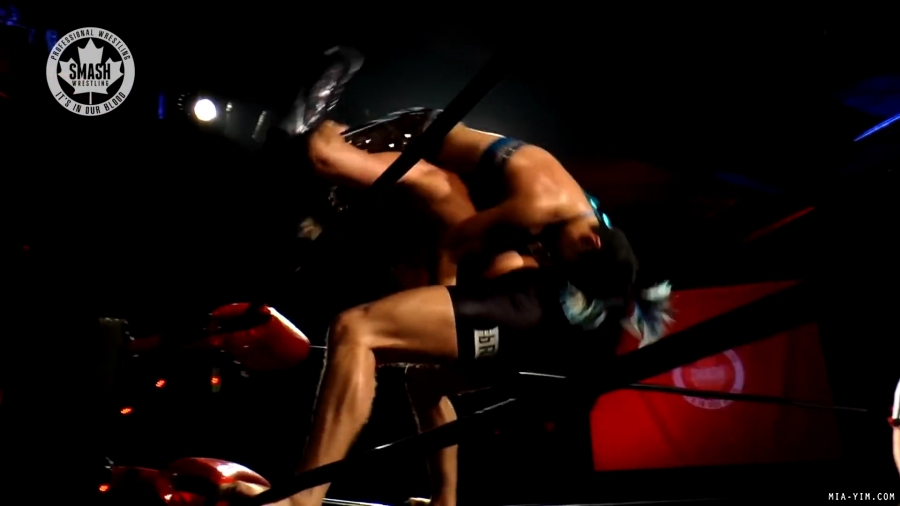 MiaSmash20180603_Still1381.jpg