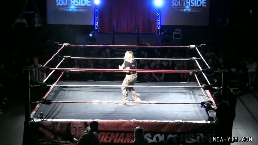 MiaSouthsideFiveWoman_Still077.jpg