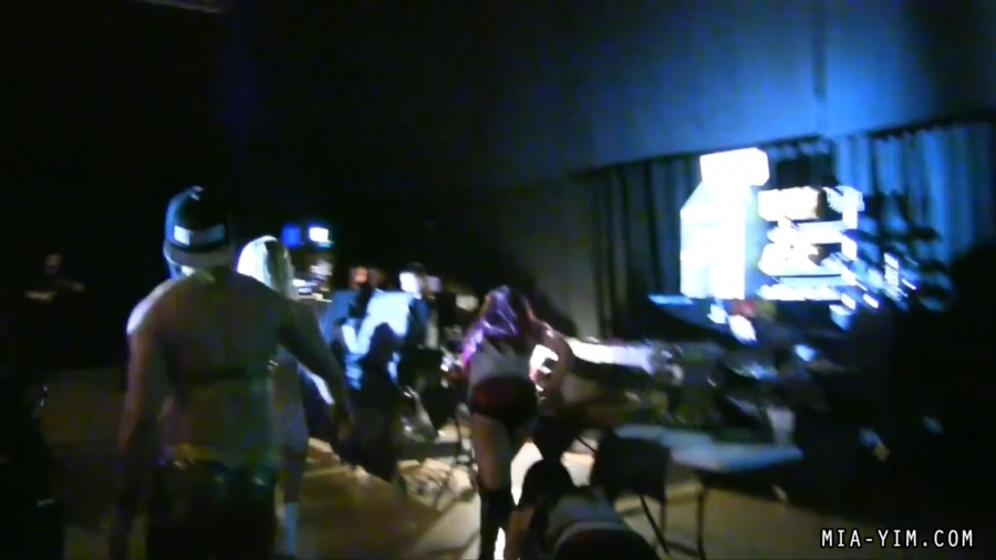MiaSouthsideFiveWoman_Still135.jpg