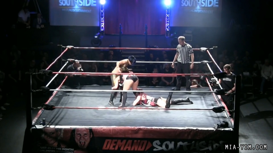 MiaSouthsideFiveWoman_Still220.jpg