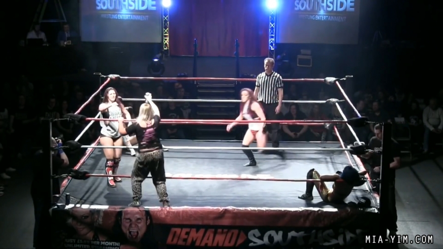 MiaSouthsideFiveWoman_Still278.jpg