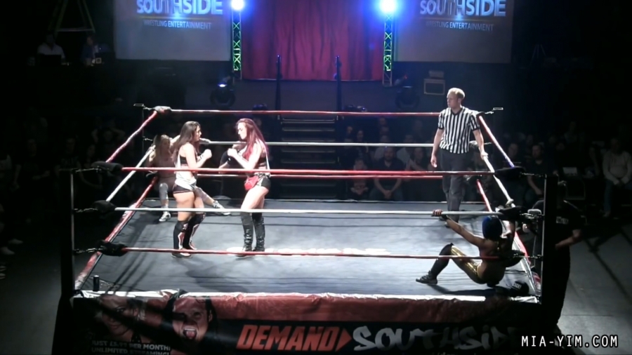 MiaSouthsideFiveWoman_Still299.jpg
