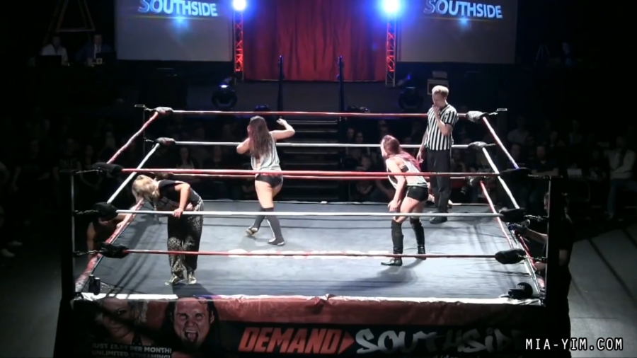 MiaSouthsideFiveWoman_Still431.jpg