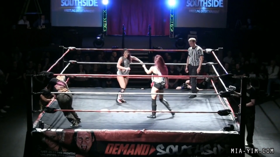 MiaSouthsideFiveWoman_Still436.jpg