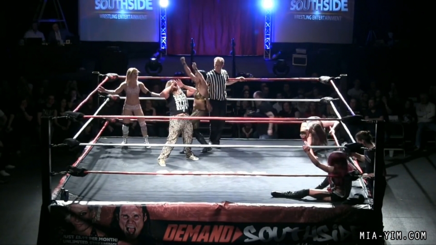 MiaSouthsideFiveWoman_Still505.jpg