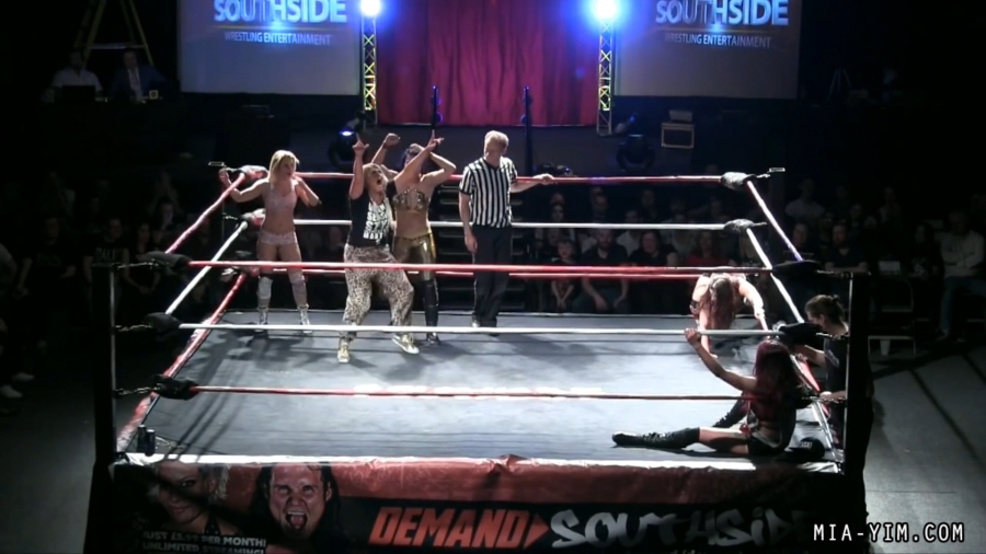 MiaSouthsideFiveWoman_Still508.jpg