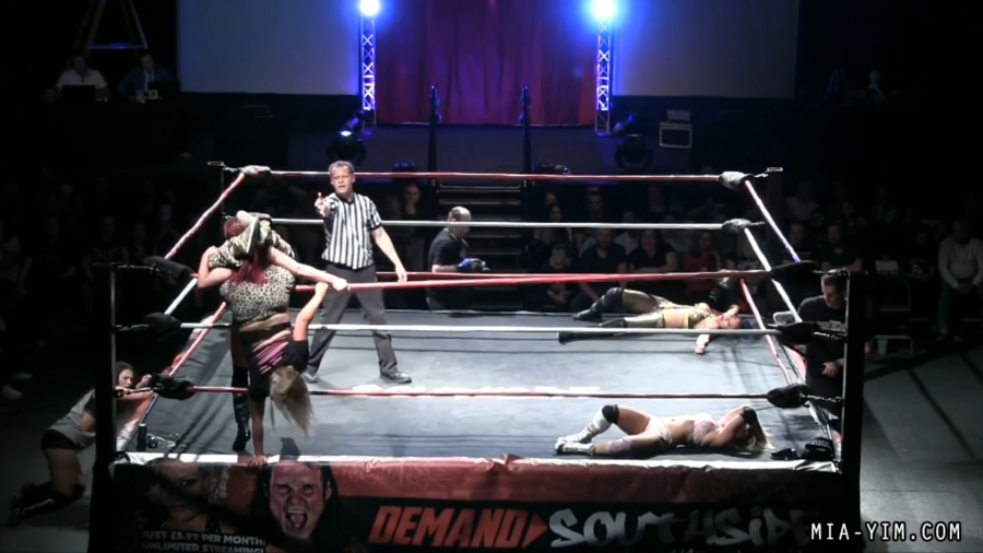 Click to view full size image
==============
MiaSouthsideFiveWoman_Still733.jpg MiaSouthsideFiveWoman_Still733.jpg