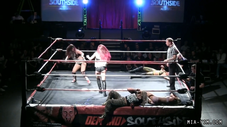 MiaSouthsideFiveWoman_Still759.jpg
