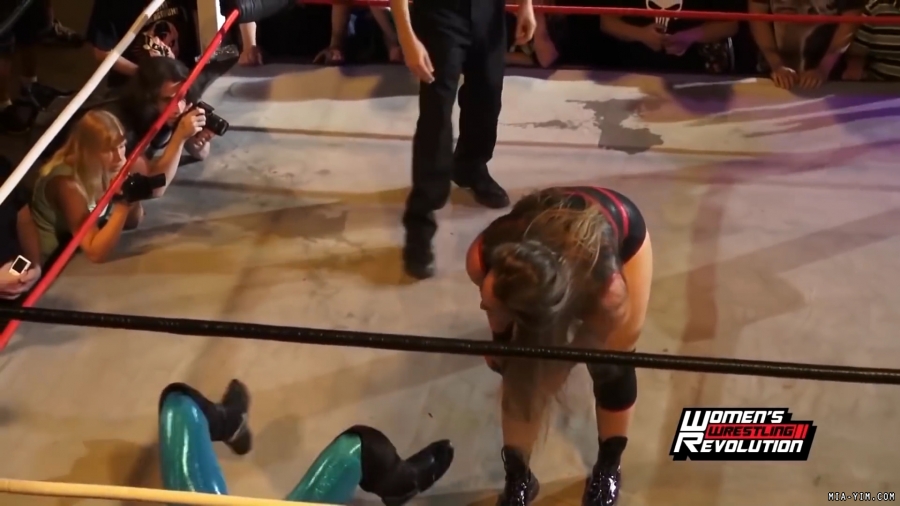 MiaWWR20160731_Still802.jpg