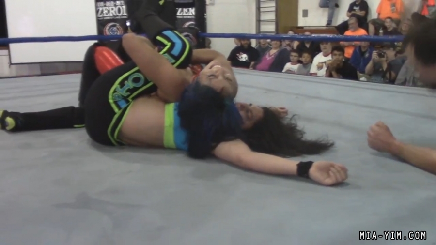 Click to view full size image
==============
MiaYT20171104_Still1436.jpg MiaYT20171104_Still1436.jpg