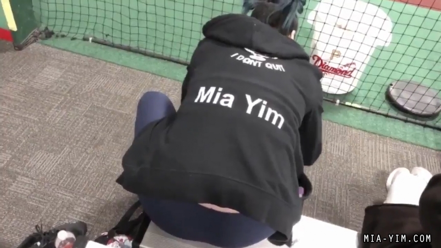 MiaYT20180202_Still081.jpg