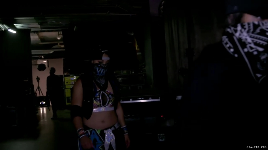 Mia_Yim27s_family_didn27t_miss_her_TakeOver_moment_mp40098.jpg
