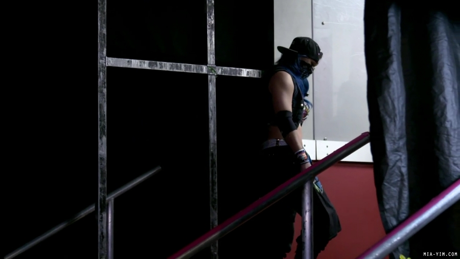 Mia_Yim27s_family_didn27t_miss_her_TakeOver_moment_mp40101.jpg