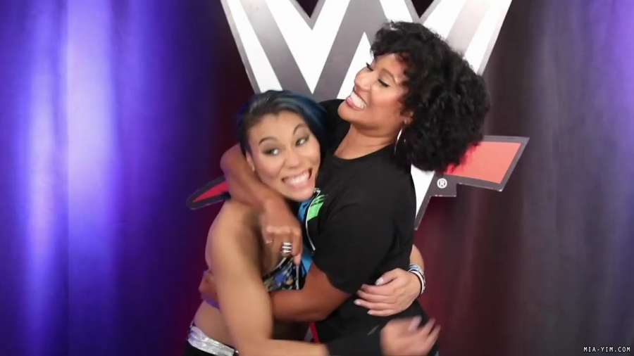 Mia_Yim27s_family_didn27t_miss_her_TakeOver_moment_mp40262.jpg