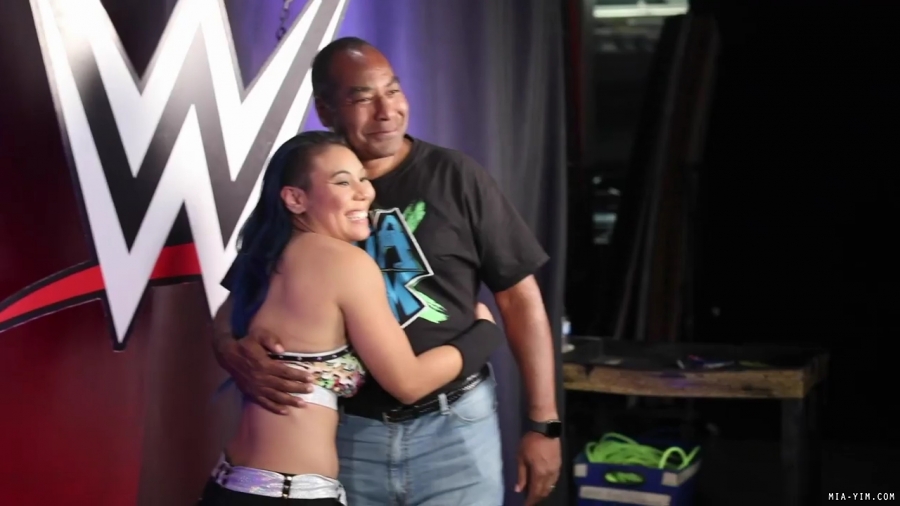 Mia_Yim27s_family_didn27t_miss_her_TakeOver_moment_mp40268.jpg