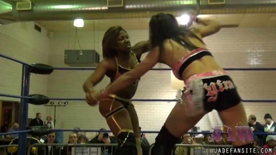 Click to view full size image
==============
MiavsAthena_Still326.jpg MiavsAthena_Still326.jpg