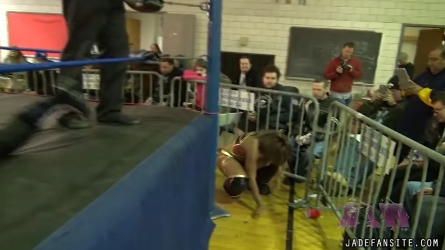 Click to view full size image
==============
MiavsAthena_Still545.jpg MiavsAthena_Still545.jpg