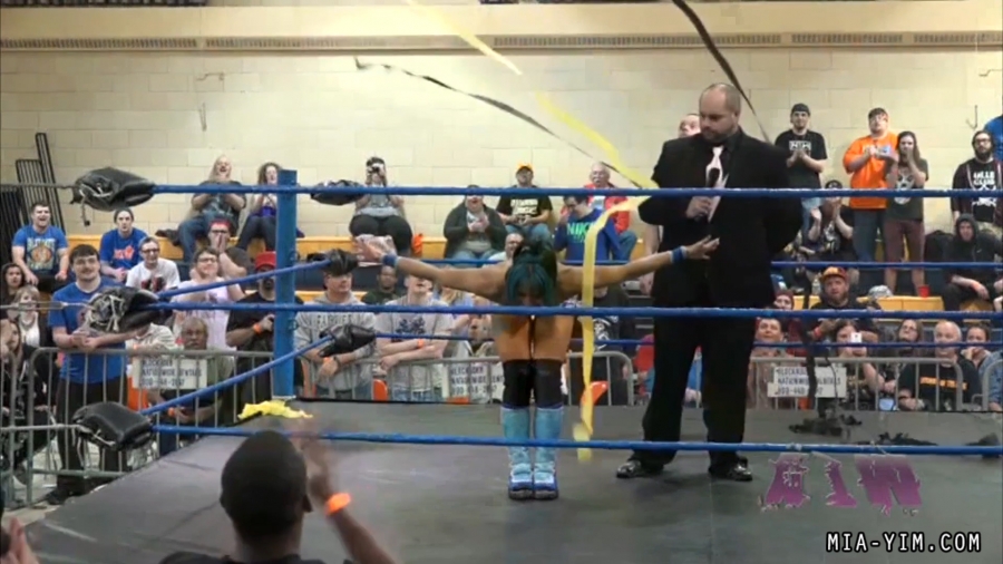 MiavsBaszler_Still035.jpg
