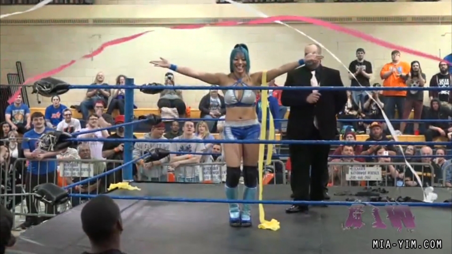MiavsBaszler_Still039.jpg