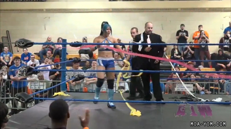 MiavsBaszler_Still042.jpg