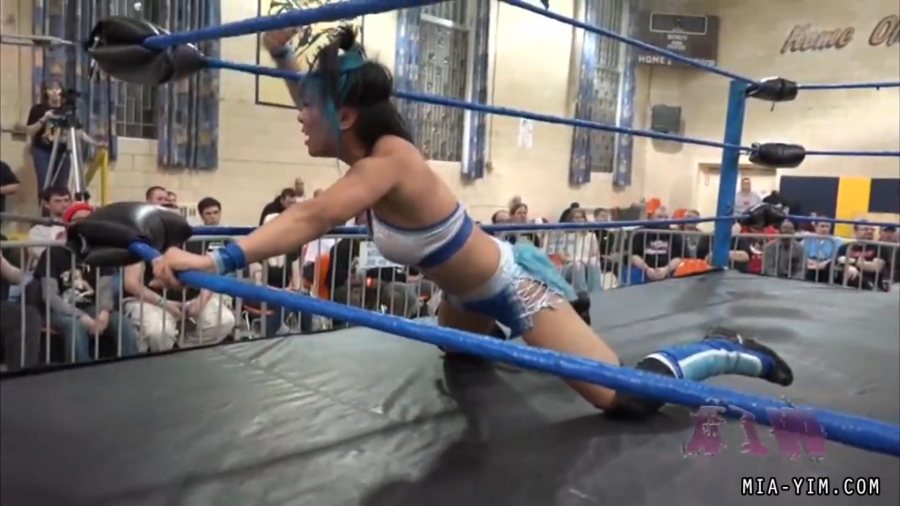 MiavsBaszler_Still1301.jpg