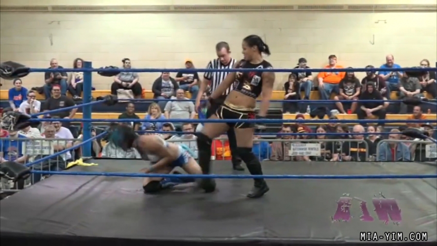 Click to view full size image
==============
MiavsBaszler_Still687.jpg MiavsBaszler_Still687.jpg