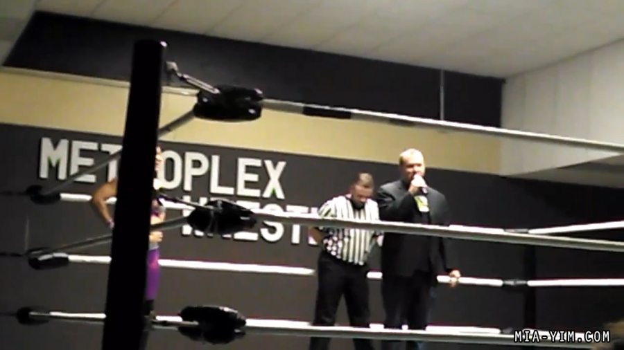MiavsDee_Still116.jpg