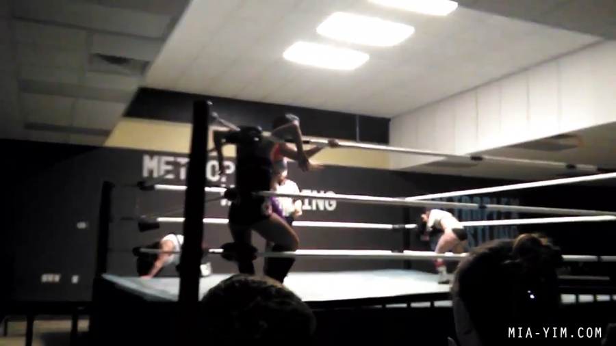 MiavsDee_Still2011.jpg