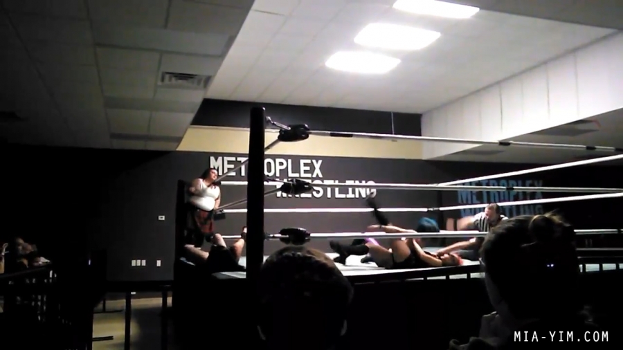 MiavsDee_Still2086.jpg