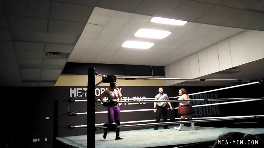 MiavsDee_Still380.jpg