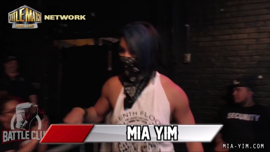MiavsGrace_Still013~0.jpg