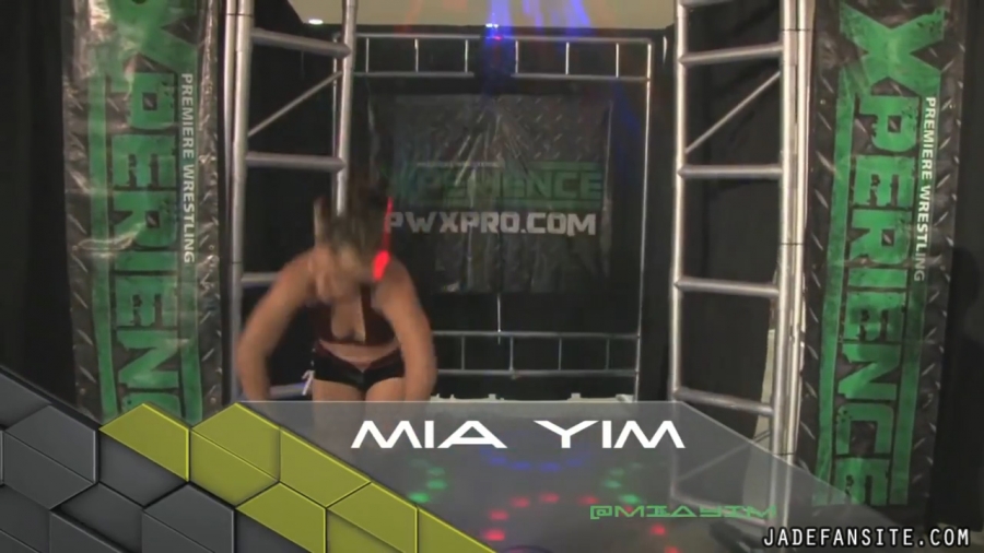 MiavsIvelisse08172013_Still006.jpg