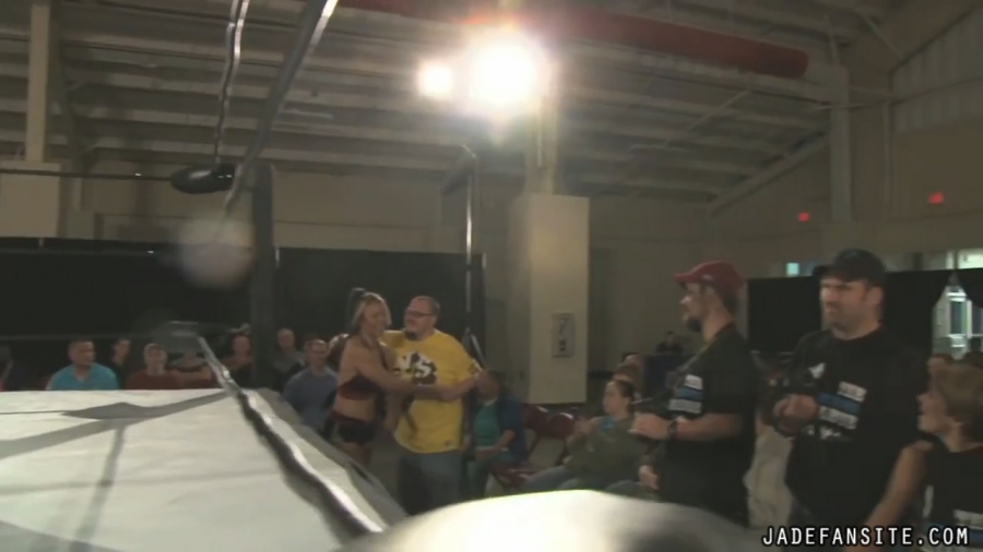 MiavsIvelisse08172013_Still037.jpg