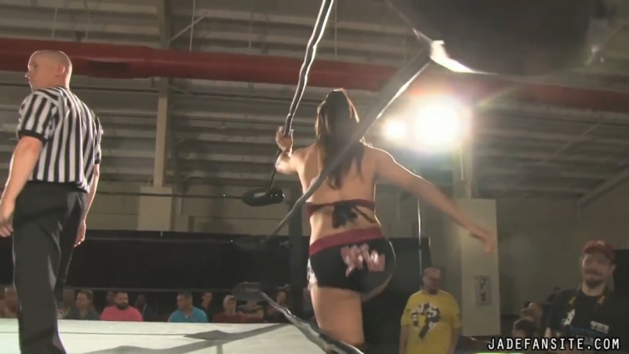 MiavsIvelisse08172013_Still042.jpg
