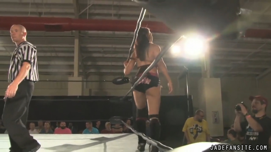 MiavsIvelisse08172013_Still043.jpg
