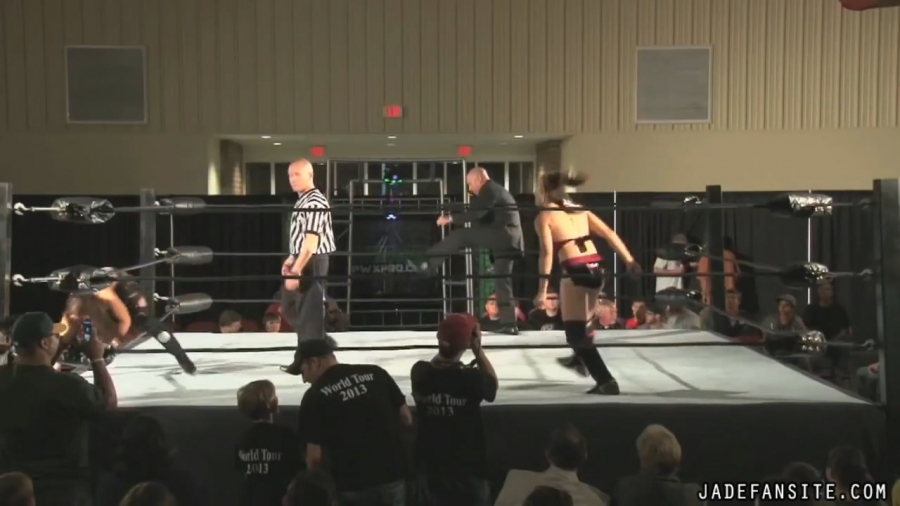 MiavsIvelisse08172013_Still048.jpg