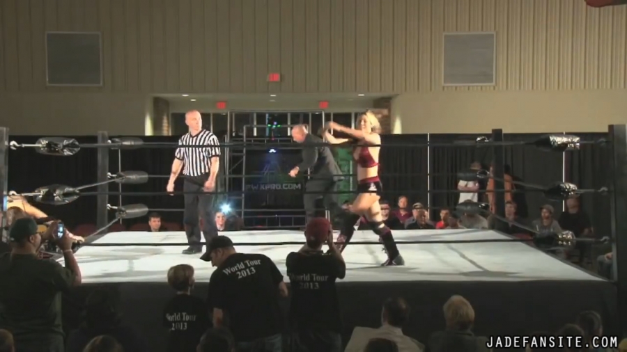 MiavsIvelisse08172013_Still049.jpg