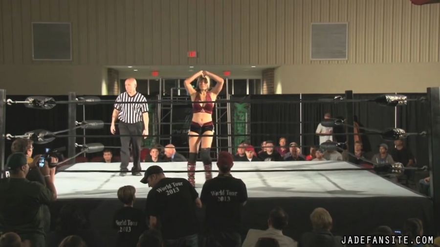 MiavsIvelisse08172013_Still051.jpg
