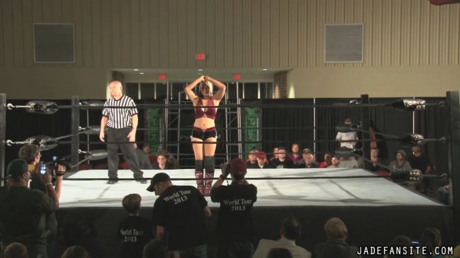 MiavsIvelisse08172013_Still052.jpg