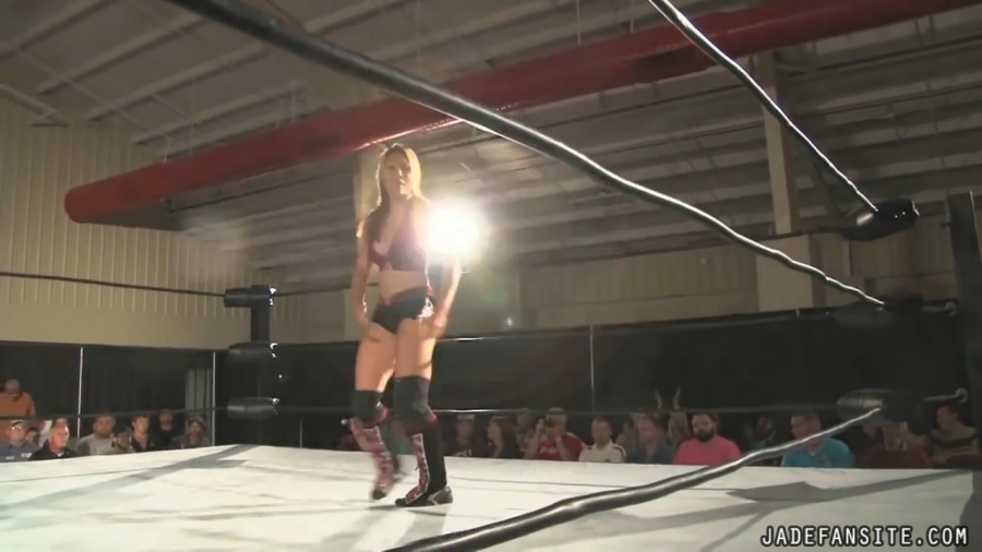 MiavsIvelisse08172013_Still060.jpg