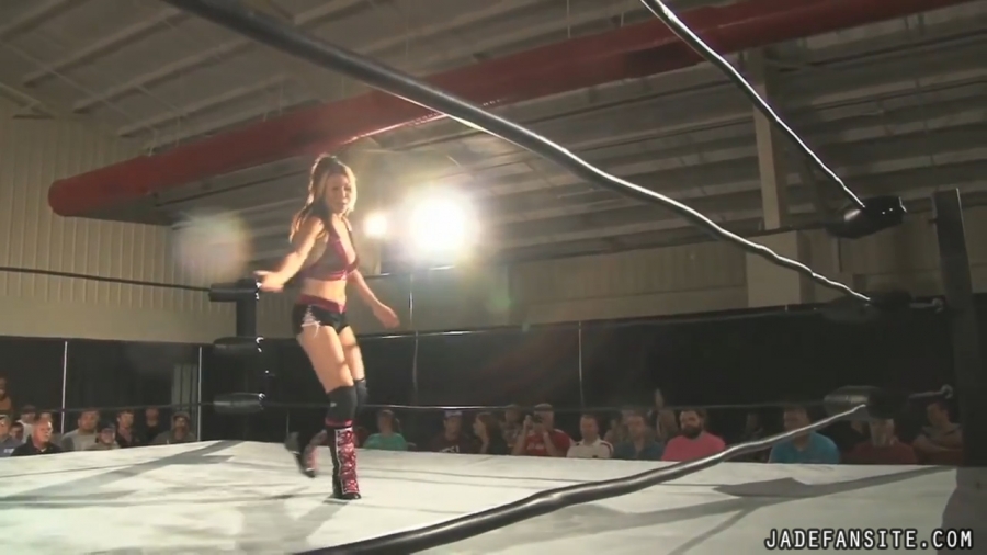MiavsIvelisse08172013_Still061.jpg