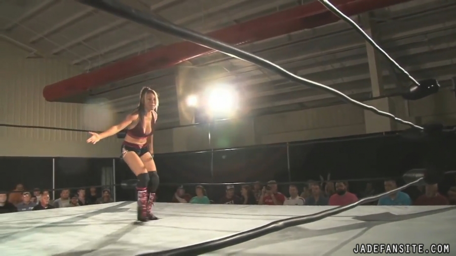 MiavsIvelisse08172013_Still062.jpg