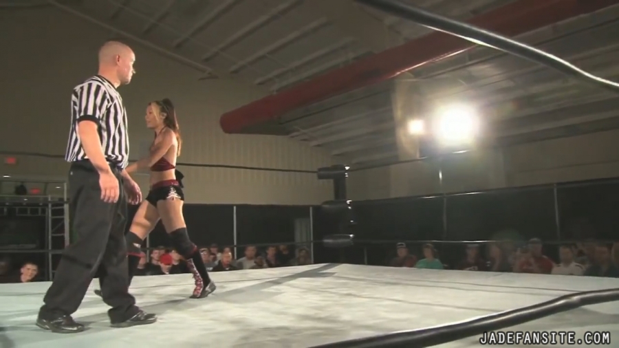 MiavsIvelisse08172013_Still065.jpg