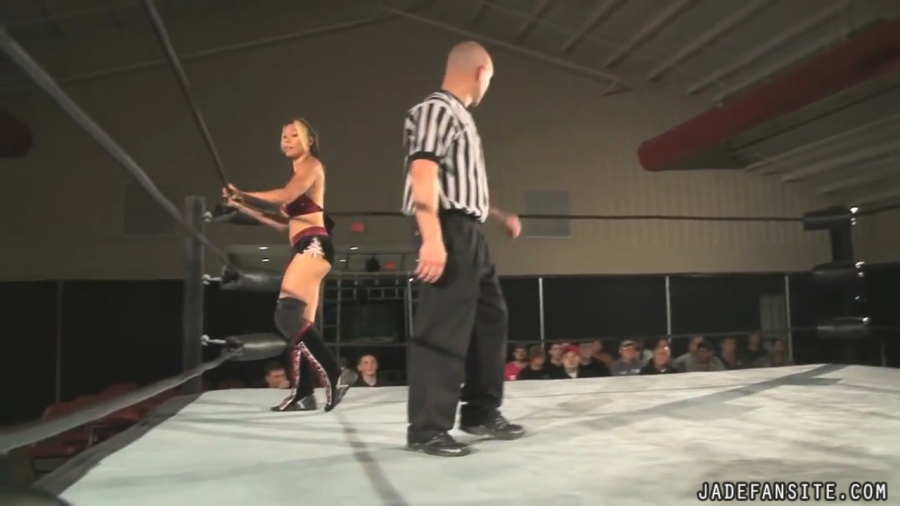 MiavsIvelisse08172013_Still068.jpg