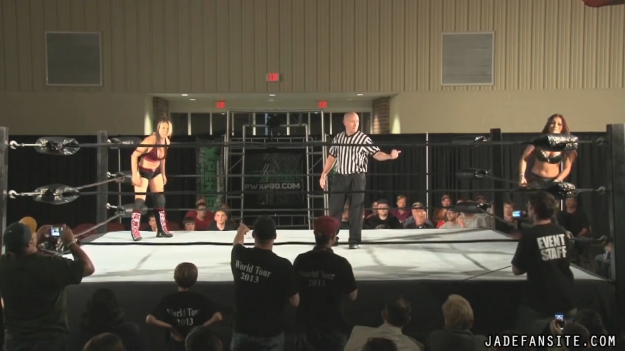 MiavsIvelisse08172013_Still073.jpg