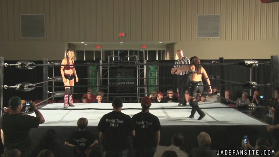 MiavsIvelisse08172013_Still084.jpg
