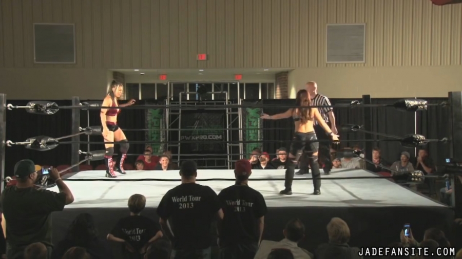 MiavsIvelisse08172013_Still085.jpg