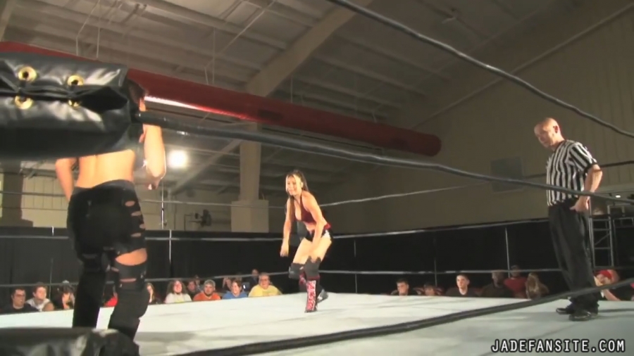MiavsIvelisse08172013_Still099.jpg