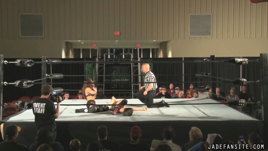 MiavsIvelisse08172013_Still1009.jpg