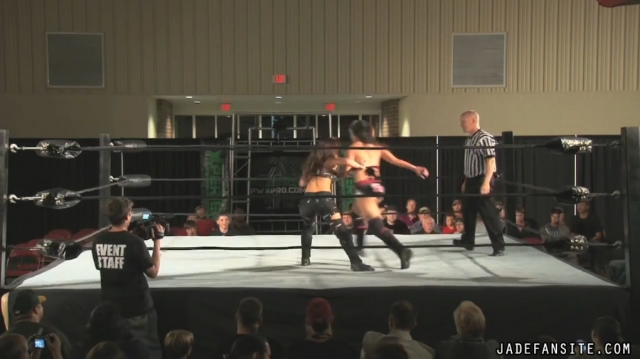 MiavsIvelisse08172013_Still1040.jpg